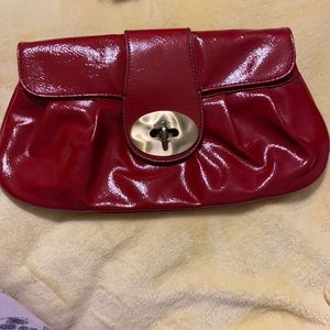 Red clutch